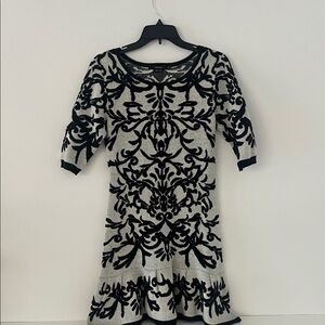 Elegant Black and Gray Long Sleeve Dress